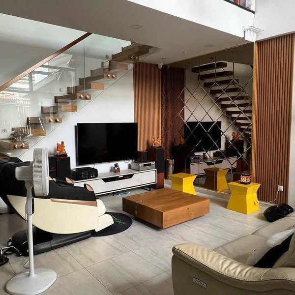 Bán nhà 272/27 Nguyễn Tiểu La, P8, Quận 10