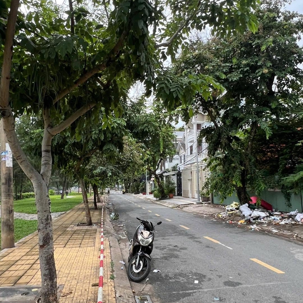 Bán biệt thự 18 đường số 1, KDC Trung Sơn, Bình Chánh