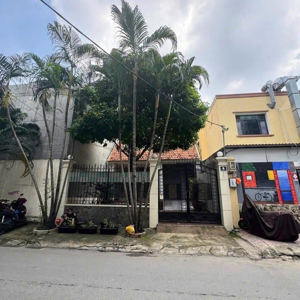 Bán nhà mặt tiền Nguyễn Bá Lân, P. Thảo Điền, TP. Thủ Đức