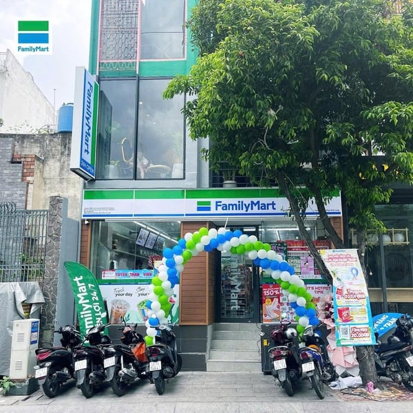 Bán nhà mặt tiền 277 - 279 Phan Xích Long, Phường 2, Quận Phú Nhuận