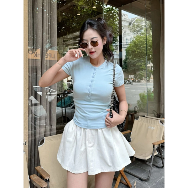 Áo croptop thun gân ôm body phối cúc tôn dáng mềm mịn - 080