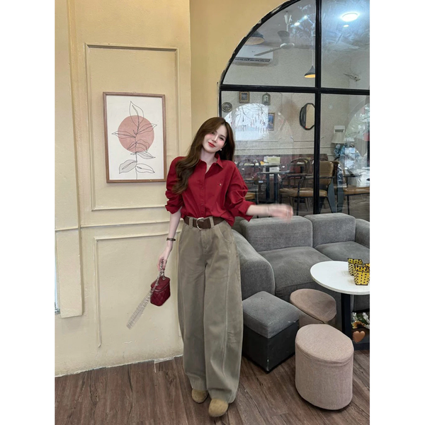 Áo sơ mi croptop đỏ đô thêu nổi chất kaki Nhật phom rộng mềm mịn mát màu siu nịnh da - 006