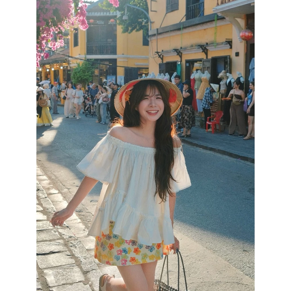 Áo trễ vai tà xéo nhún bèo cotton tự nhiên phong cách tiểu thư - 104