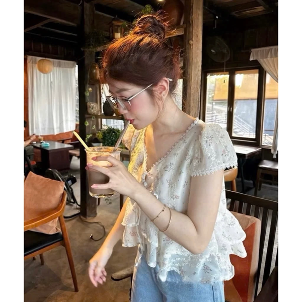 Áo babydoll cổ V cột nơ eo dệt hoa nổi xoè 2 tầng phối ren - 140