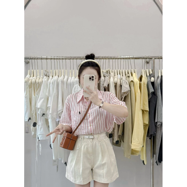 Áo sơ mi croptop kẻ sọc thêu logo nổi bật vải oxford cao cấp - 032