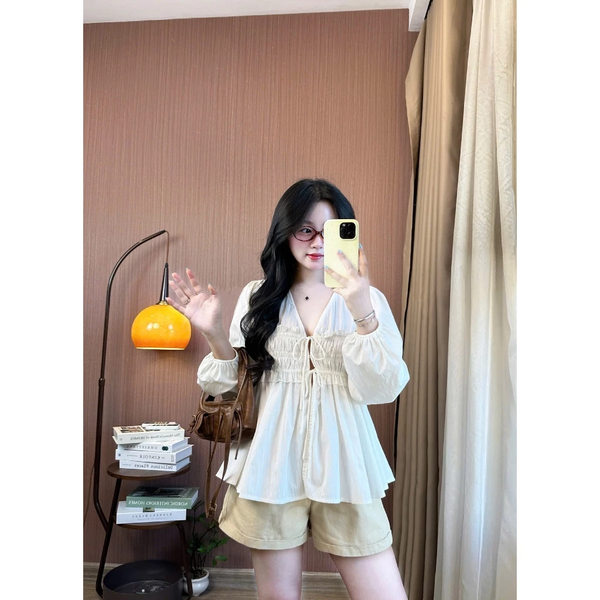 Áo babydoll trắng tiểu thư cổ V tay phồng vải bamboo cao cấp - 093