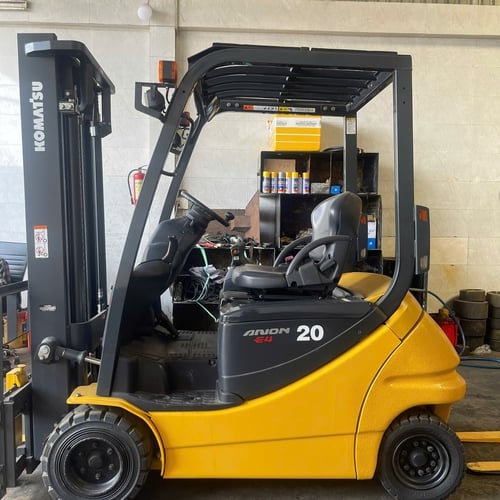 Xe nâng điện Komatsu 2 tấn