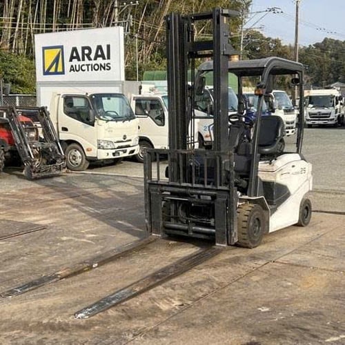 Xe nâng điện 2,5 tấn