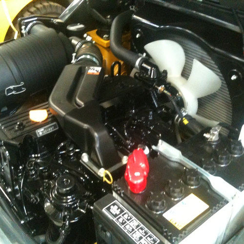 Xe Nâng komatsu 2,5 Tấn