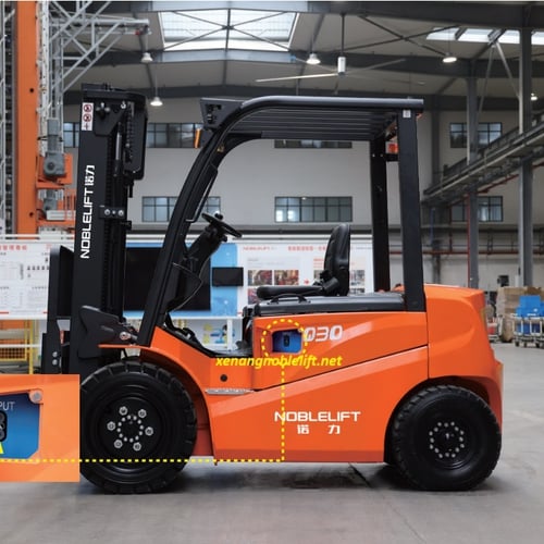 Xe nâng điện Noblelift 3 tấn 