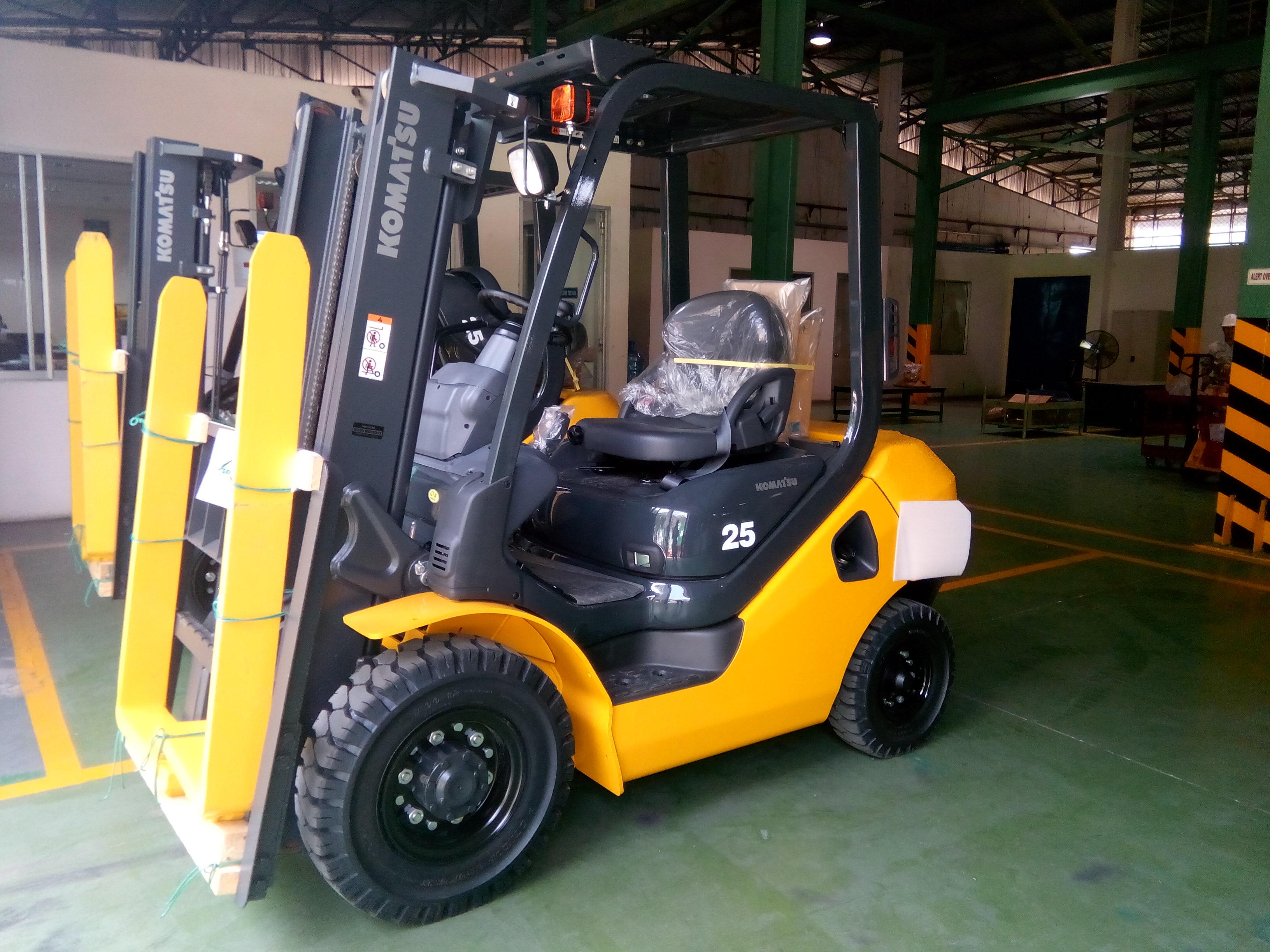 sua chua xe nang.jpg (1.03 MB)