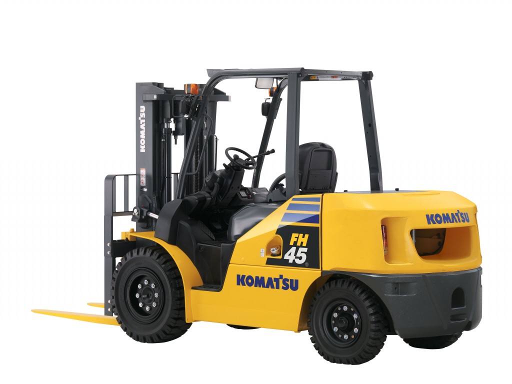 xe nang komatsu 4.5 tan.jpg (98 KB)