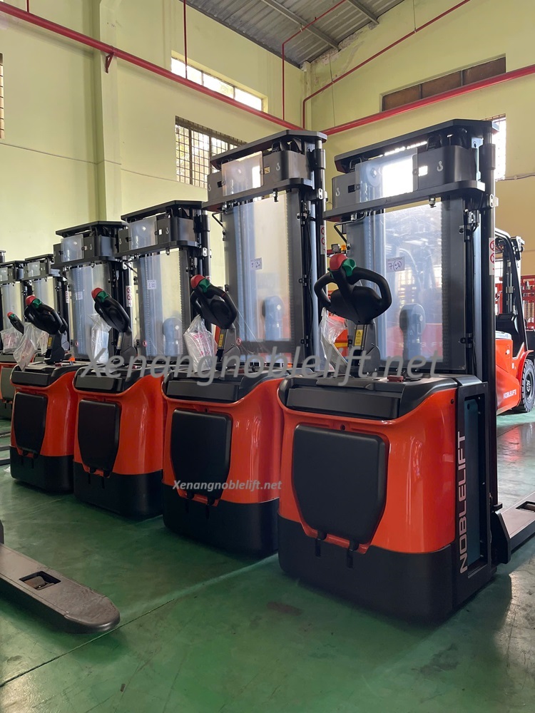 xe-nâng-điện-Noblelift-tiết-kiệm-nhiên-liệu.jpg (229 KB)