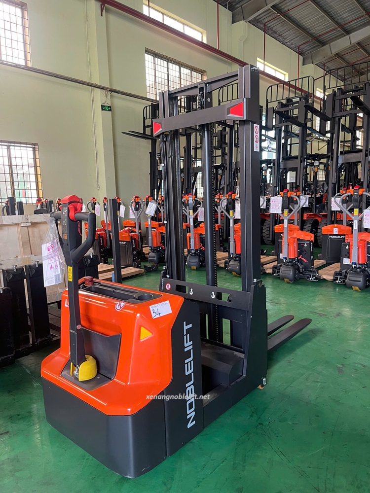 xe-nâng-điện-cao-mini.jpg (283 KB)