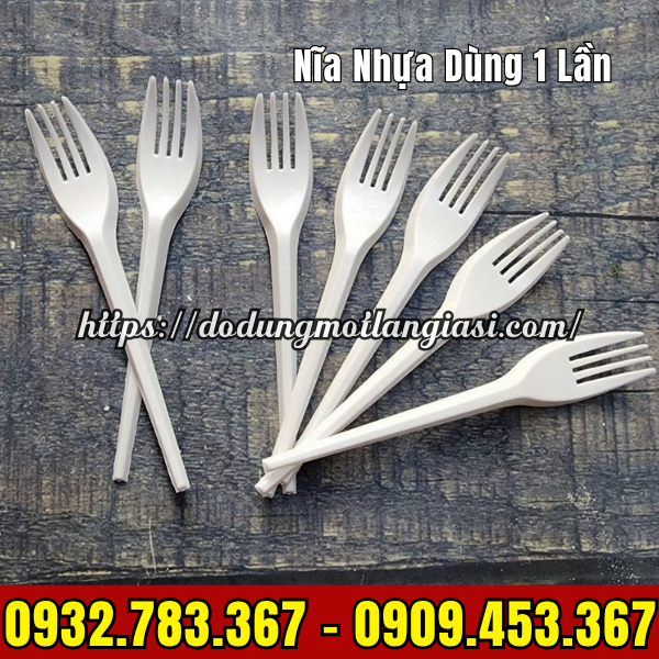 NĨA NHỰA DÙNG 1 LẦN