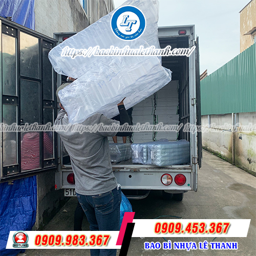Chai nhựa PET giao tận nơi đúng hẹn Chai nhựa PET giao tận nơi đúng hẹn
