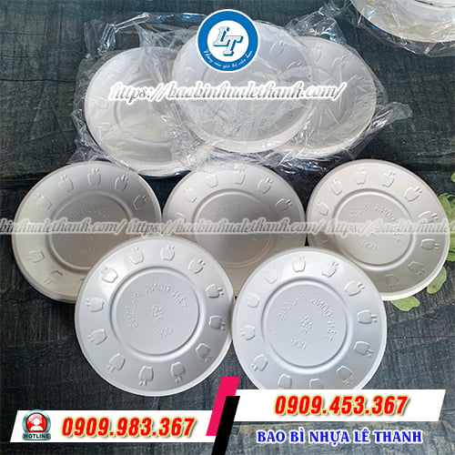 Dĩa nhựa dùng 1 lần chịu nhiệt tốt Dĩa nhựa dùng 1 lần chịu nhiệt tốt