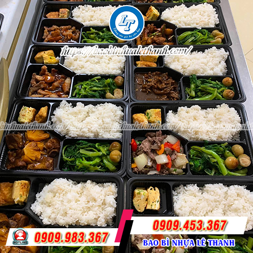 Hộp nhựa đen 4 ngăn đựng cơm Hộp nhựa đen 4 ngăn đựng cơm