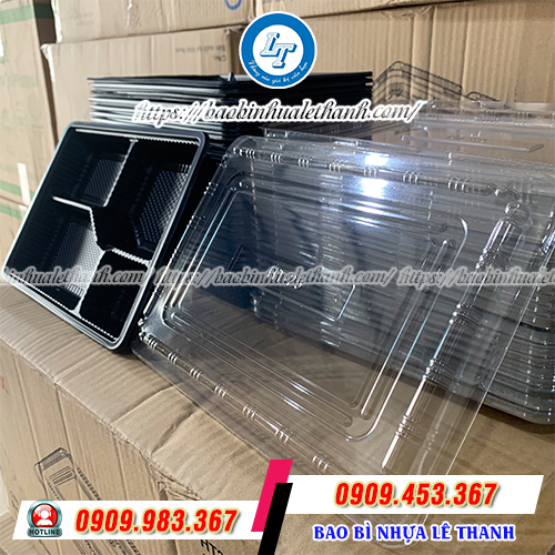 Hộp nhựa đen 4 ngăn nắp trong Hộp nhựa đen 4 ngăn nắp trong