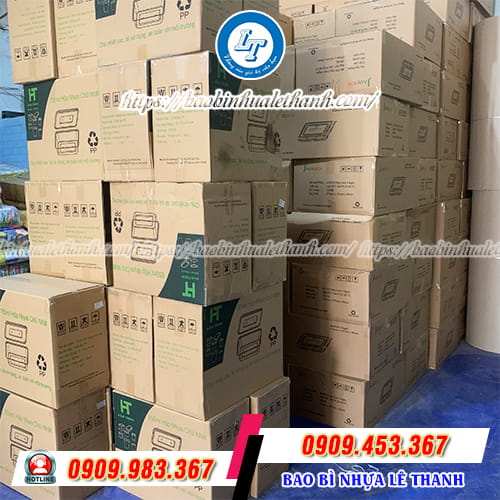 Hộp nhựa sẵn số lượng lớn Hộp nhựa sẵn số lượng lớn