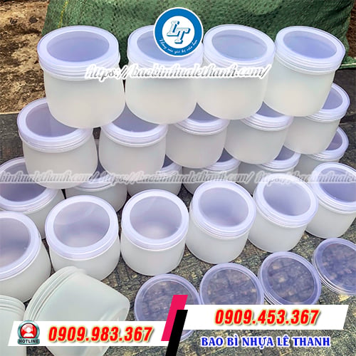 Hũ nhựa sữa chua 120ml thon gọn Hũ nhựa sữa chua 120ml thon gọn