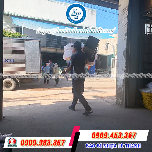 Hũ sữa chua nhựa giao hàng nhanh Hũ sữa chua nhựa giao hàng nhanh