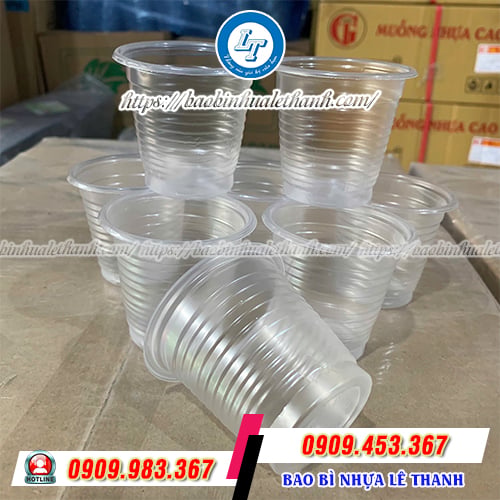 Ly nhựa đựng topping nhỏ gọn Ly nhựa đựng topping nhỏ gọn