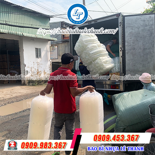 Ly nhựa sọc giao hàng nhanh Ly nhựa sọc giao hàng nhanh
