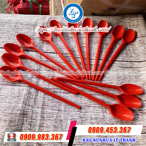 Muỗng nhựa bọc màng dày dặn Muỗng nhựa bọc màng dày dặn