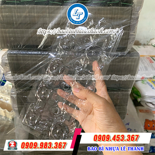 Vỉ trứng bấm kim nhẹ bền Vỉ trứng bấm kim nhẹ bền