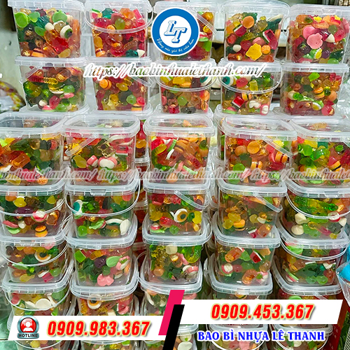 Xô nhựa vuông đựng trà sữa, kẹo dẻo Xô nhựa vuông đựng trà sữa, kẹo dẻo