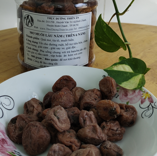 MƠ MUỐI ƯỚT 8 NĂM (HỘP 500 GRAM)