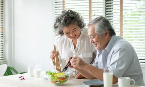 Người Cao Tuổi Nên Ăn Gì Để Khỏe Mạnh Và Duy Trì Sức Khỏe Mỗi Ngày?