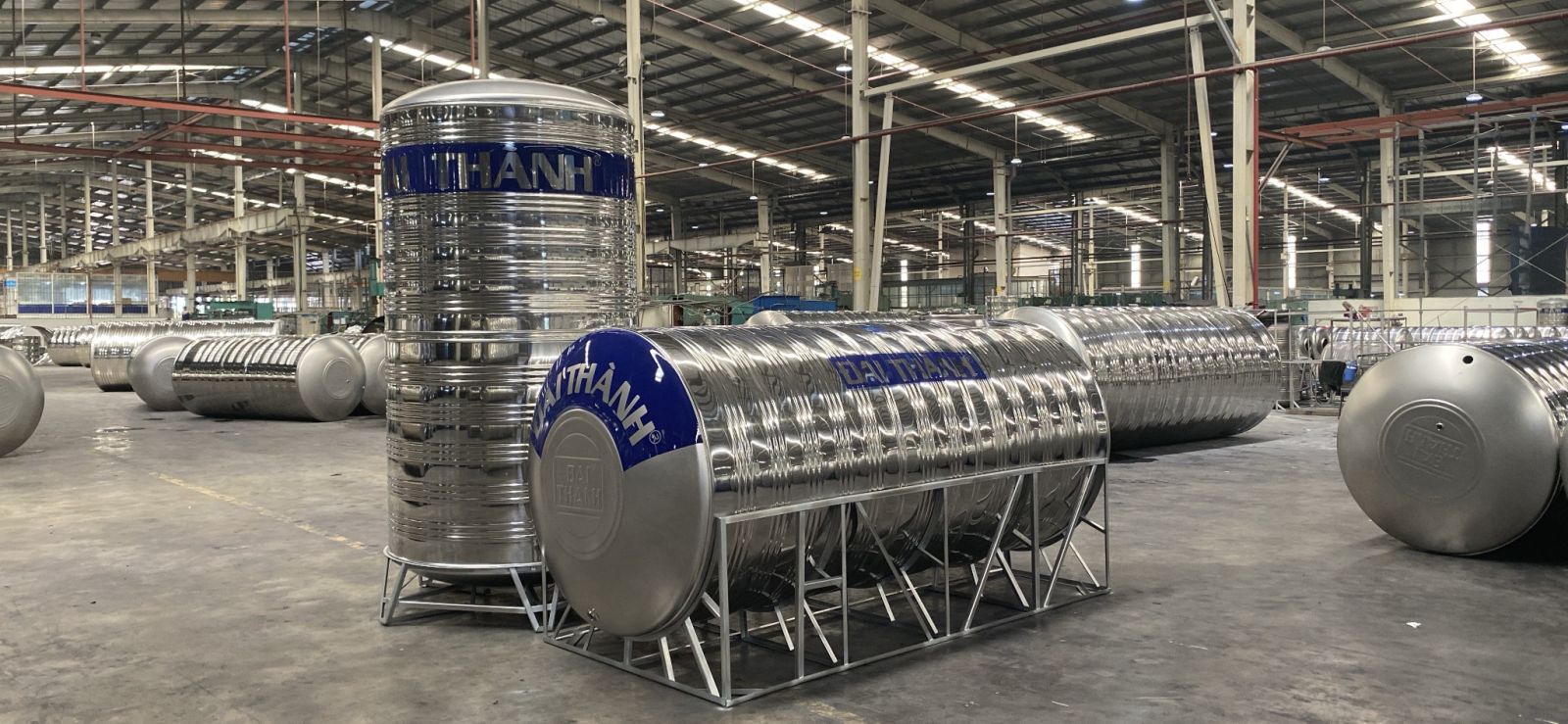 Bồn inox Đại Thành 10000L đứng Bồn inox Đại Thành 10000L đứng