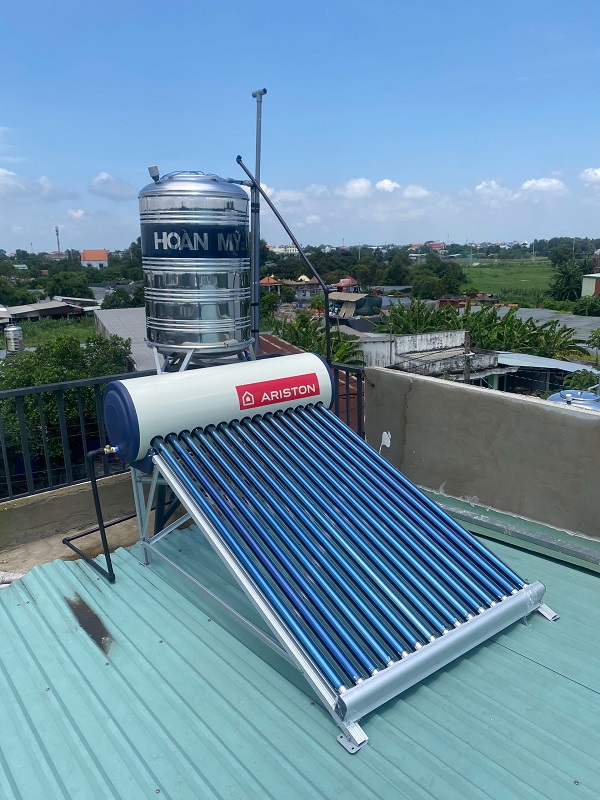 Bàn giao Máy nước nóng Ariston tại Hóc Môn Bàn giao Máy nước nóng Ariston tại Hóc Môn