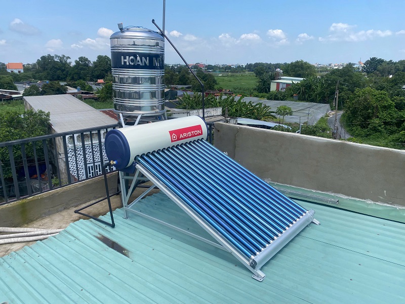 Trọn Bộ Máy nước nóng NLMT tại Hóc Môn Trọn Bộ Máy nước nóng NLMT tại Hóc Môn