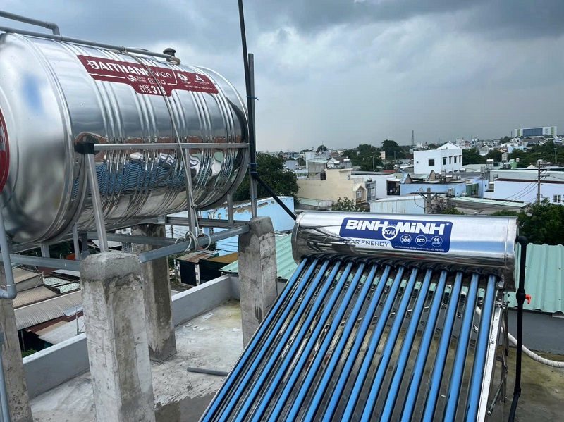Trọn Bộ Bồn inox 304 Đại Thành 1000L Ngang tại Thủ Đức Trọn Bộ Bồn inox 304 Đại Thành 1000L Ngang tại Thủ Đức