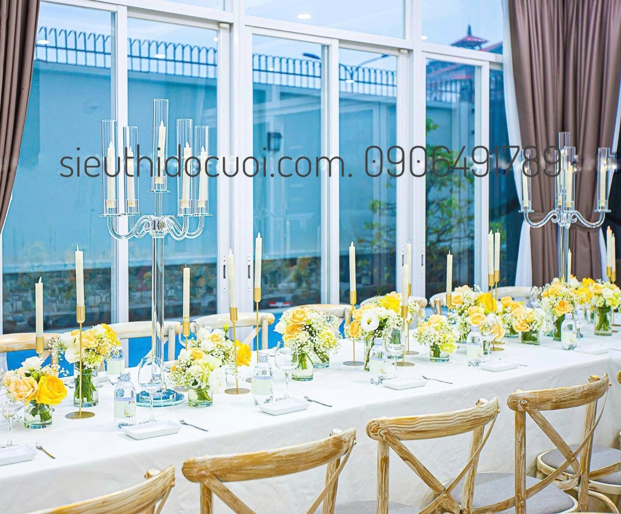 Chân đèn cầy Chân đèn cầy