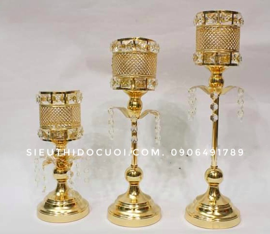 Chân nến trang trí tiệc cưới Chân nến trang trí tiệc cưới