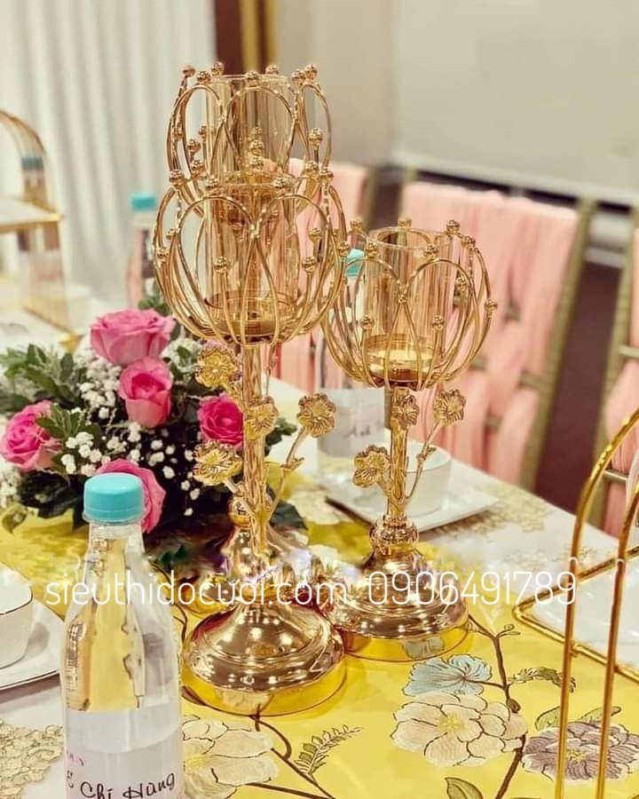 Chân nến trang trí tiệc cưới Chân nến trang trí tiệc cưới