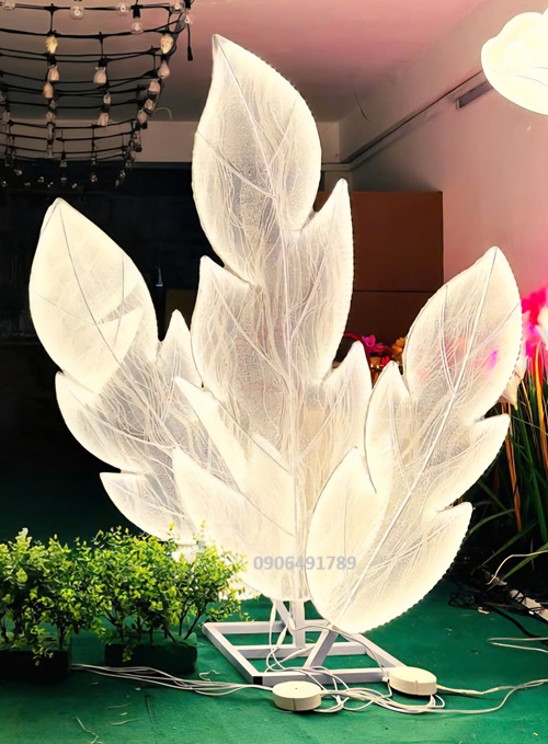 Cụm 3 lá led trang trí Cụm 3 lá led trang trí