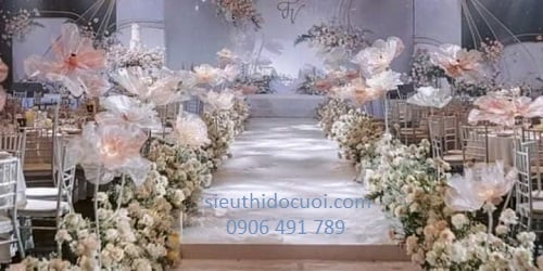 Dẫn lối sân khấu hoa voan Dẫn lối sân khấu hoa voan