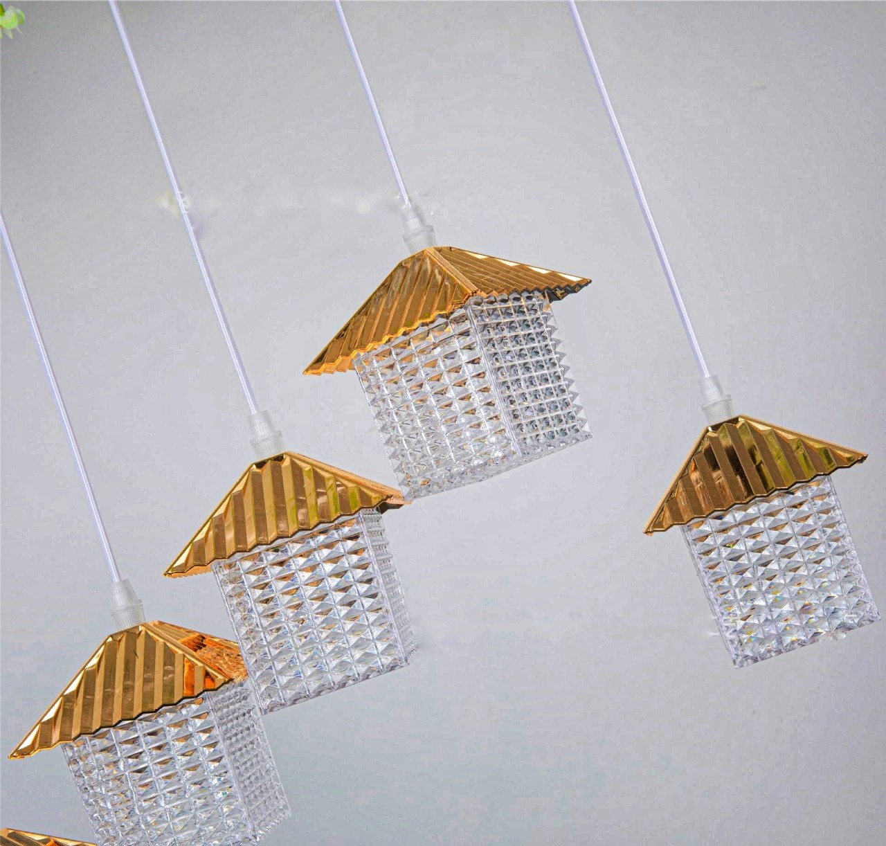 Dây đèn trang trí đám cưới thả ngôi nhà led Dây đèn trang trí đám cưới thả ngôi nhà led