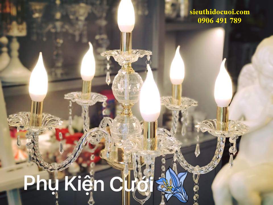 Đèn chùm chân đứng Đèn chùm chân đứng