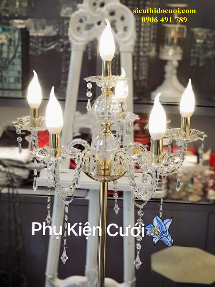 Đèn chùm chân đứng Đèn chùm chân đứng
