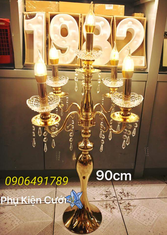 Đèn chùm chân đứng Đèn chùm chân đứng