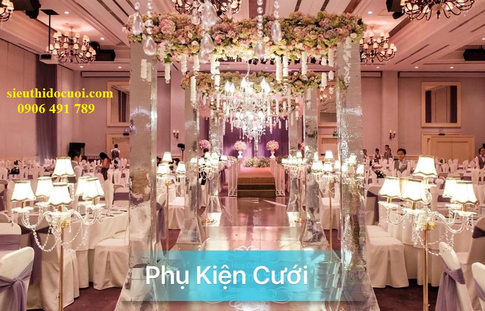 Đèn chùm chân đứng Đèn chùm chân đứng