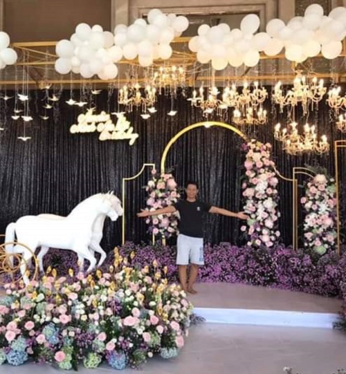 Đèn chùm nhựa trang trí đám cưới Đèn chùm nhựa trang trí đám cưới