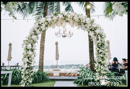 Đèn chùm nhựa trang trí đám cưới Đèn chùm nhựa trang trí đám cưới
