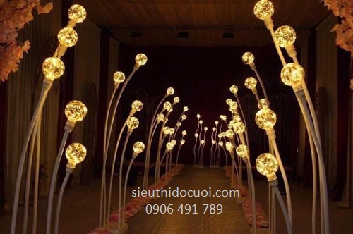 Đèn dẫn lối đám cưới Đèn dẫn lối đám cưới